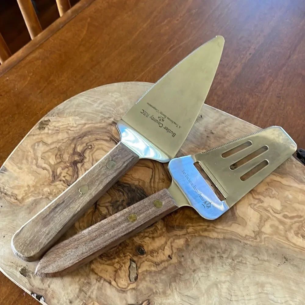 Vernon Stainless Pie Servers / Spatulas with Serrated Edges